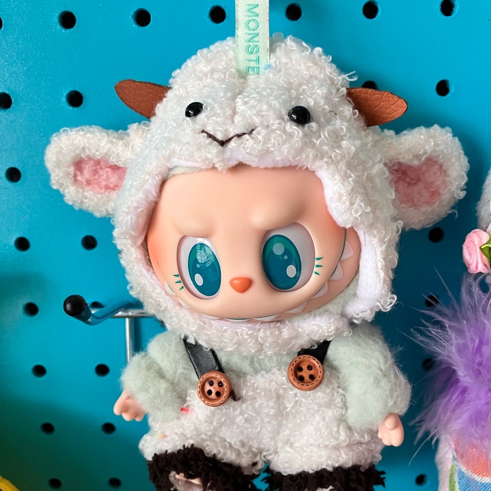 Labubu clothes- Sheep Outfit For Pop Marts Labubu Doll